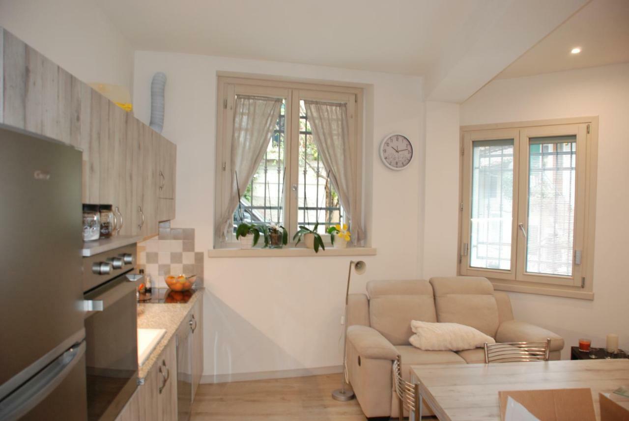 Casa Anita Lägenhet Limone sul Garda Exteriör bild