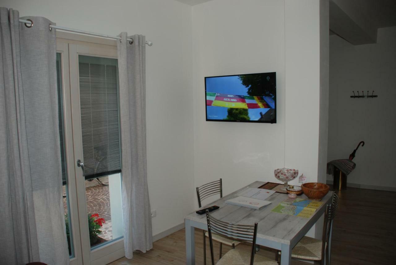 Casa Anita Lägenhet Limone sul Garda Exteriör bild